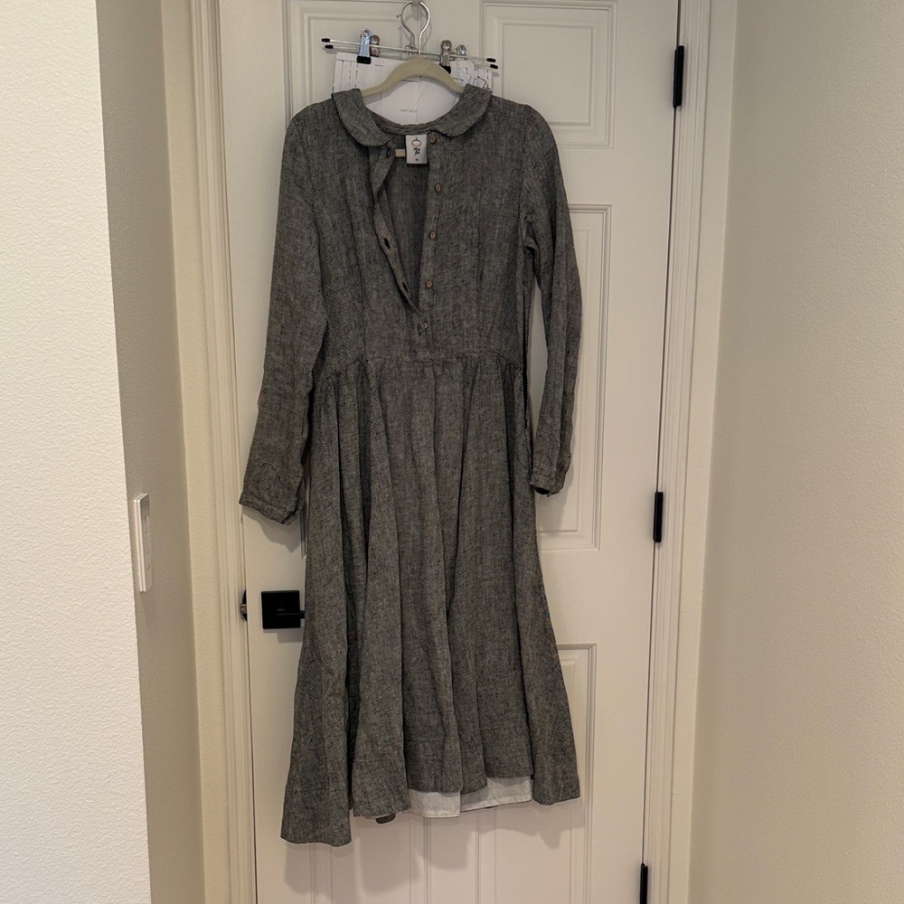 Son de Flor classic dress in grey moon twill linen, size M